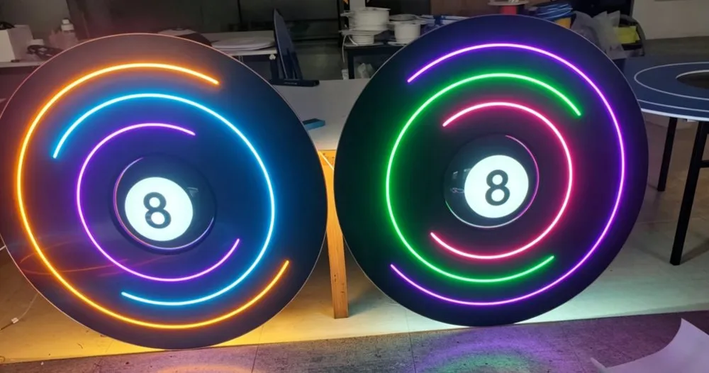 Round infinity mirror sign, view 2
